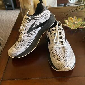 Brooks Revel 5 Running Shoes